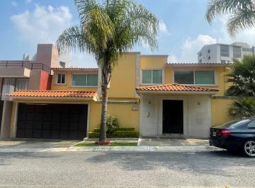 Casa en Venta de 3 habitaciones Hacienda de las Palmas · Venta Casa en Cerrada Hacienda de Las Palmas Interlomas