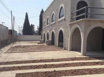 Nave industrial · 500m² · 5 Estacionamientos · Oficinas en Renta en Toluca