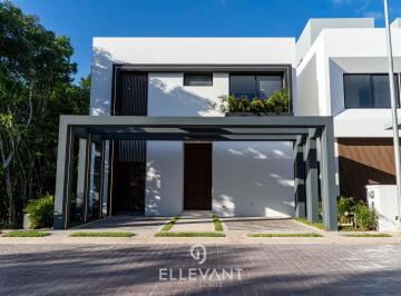 Casa de 4 habitaciones, Benito Juárez · Casa en Venta en Residencial Via Cumbres