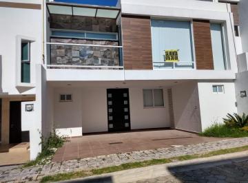 Casa de 3 habitaciones, San Andrés Cholula · Casa en Lomas de Angelópolis, Parque Campeche