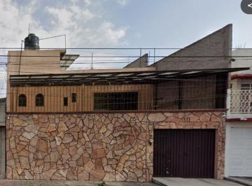 Casa de 4 habitaciones, Nezahualcóyotl · Casa en Remate Ubicada en Cdad. Netzahualcóyotl Edo Mex