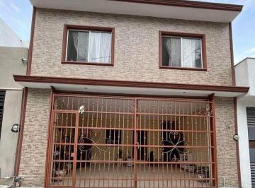 Casa · 200m² · 3 Recámaras · 2 Estacionamientos · Ecl Venta Casa Valle del Canada Escobedo