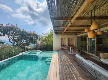 Casa de 3 habitaciones, Ixtapan de la Sal · Residencia en Esquina con Alberca y Jacuzzi Climatizada, Equipamiento Integral y Vistas Panorámicas.