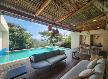 Casa de 3 habitaciones, Ixtapan de la Sal · Casa La Cumbre Diseño Arquitectónico, Amueblada con Alberca, Jacuzzi, Chapoteadero y Amplio Jardín.