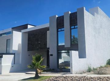 Casa · Casa - Fraccionamiento Zibatá