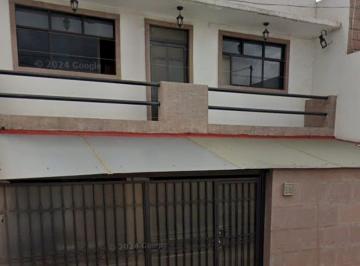 Casa de 4 habitaciones, Tlalnepantla de Baz · Amplia y Hermosa Casa Residencial