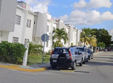 Casa de 3 habitaciones, Solidaridad · Casa en Venta en Fraccionamiento Los Olivos, Playa del Carmen, Quintana Roo Clp
