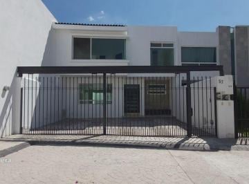 Casa de 3 habitaciones, Querétaro · Linda Casa en Renta Milineo III Amplia y Moderna 3 Rec Equipada Queretaro