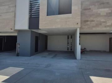 Casa · 222m² · 4 Recámaras · 2 Estacionamientos · Casa en Pre Venta en Residencial Cennet