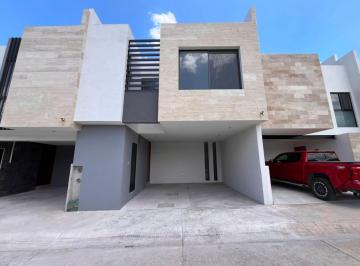 Casa · 126m² · 4 Recámaras · 2 Estacionamientos · Casa en Pre Venta en Residencial Cennet
