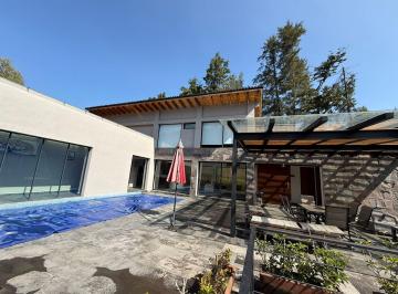 Casa en condominio · 436m² · 3 Recámaras · 3 Estacionamientos · Casa en Condominio Amueblada y con Alberca Privada