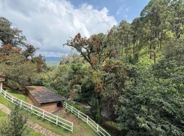 Casa · 500m² · 3 Recámaras · Casa con Caballerizas Colinda con Rio y Cerro del Elefante