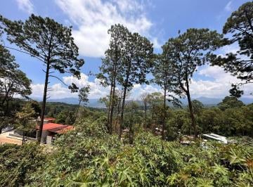 Terreno / Lote · 1000m² · Terreno con Pendiente Descendiente y Hermosa Vista