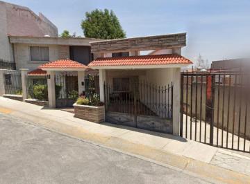 Casa de 4 habitaciones, Atizapán de Zaragoza · Casa de 4 Recamara en Las Arboledas, Ciudad Lopez Mateos Edo. Mexico