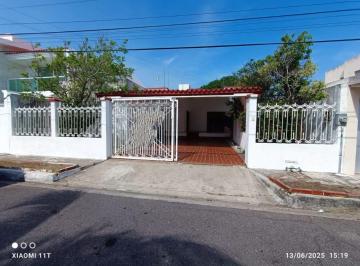 Casa · 342m² · Casa - Fraccionamiento Costa de Oro