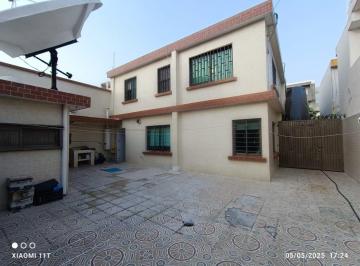 Casa · 390m² · 3 Recámaras · 1 Estacionamiento · Casa - Reforma