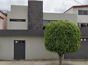 Casa de 3 habitaciones, Atizapán de Zaragoza · Casa con 2 Recamaras en Colonia Las Arboledas, Atizapan de Zaragoza