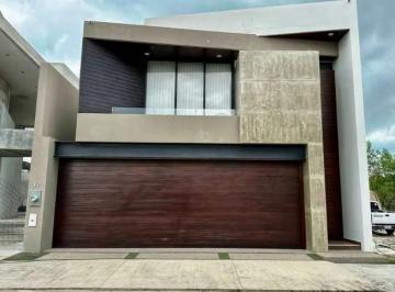 Casa · 253m² · 4 Recámaras · 3 Estacionamientos · Casa en Pueblo Músala Isla Bonita
