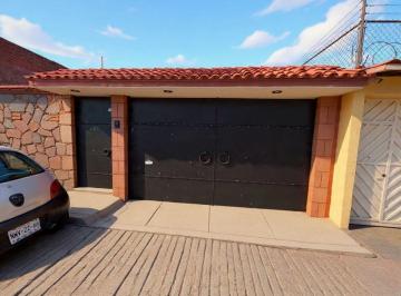 Casa de 3 habitaciones, Cuernavaca · En Venta Casa Sola en Cuernavaca