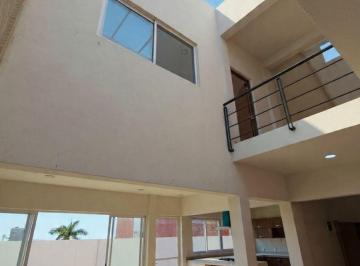 Casa de 4 habitaciones, Cuernavaca · En Venta Casa Nueva Minimalista