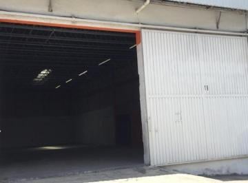 Local comercial · 300m² · 2 Estacionamientos · Bodega en Renta Av Colosio Cancún