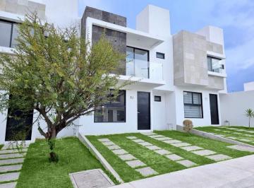 Casa en condominio · 108m² · 3 Recámaras · 2 Estacionamientos · PH - San Isidro