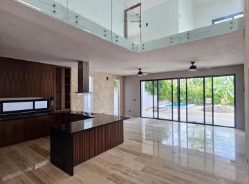Casa en condominio de 4 habitaciones, Benito Juárez · Casa Nueva en Renta 4 Recamaras 5.5 Baños Cuarto de Servicio Alberca Lagos del Sol Cancun