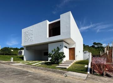 Casa · 280m² · 4 Recámaras · 2 Estacionamientos · Casa en Venta en Lagunas 6 en Punta Tiburon