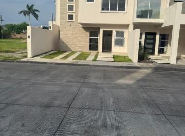 Casa de 3 habitaciones, Boca del Río · Casa en Venta Fracc Privado Boca del Rio