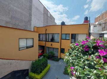 Casa uso de suelo de 6 habitaciones, Benito Juárez · Casa en Renta Narvarte Poniente
