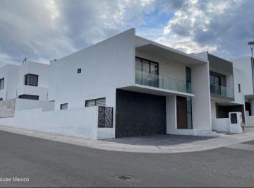 Casa en condominio de 3 habitaciones, El Marqués · Casa en Venta 3 Recamaras con Baño y Vestidor, Zibatá Gpt3838