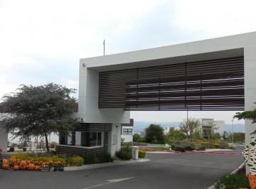 Casa de 4 habitaciones, El Marqués · Casa en Renta Ubicada en Fraccionamiento Cactus, Zibata