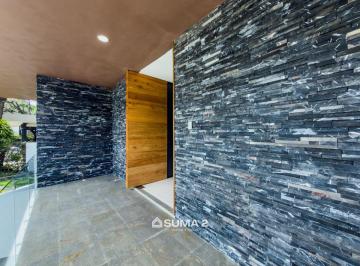 Casa de 4 habitaciones, Zapopan · Casa en Venta en Coto en Colinas de San Javier