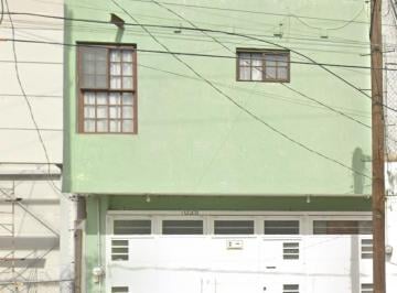 Casa de 2 habitaciones, Guadalajara · Casa Para Uso Mixto Sobre Pablo Valdez