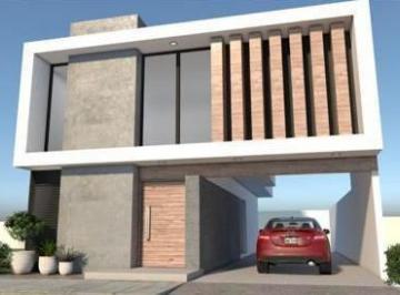 Casa · 266m² · 4 Recámaras · 2 Estacionamientos · Casa - Fraccionamiento Lomas del Sol