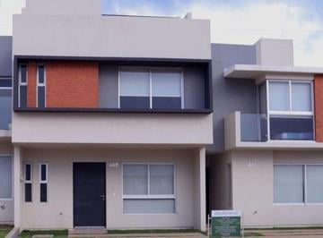 Casa en condominio · 135m² · 3 Recámaras · 2 Estacionamientos · Casa en Preventa en Valle Imperial, Modelo Andrómeda