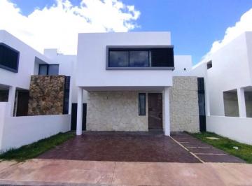 Casa · 209m² · 3 Recámaras · 2 Estacionamientos · Casa en Praderas de Mayab, 3 Rec. y Alberca