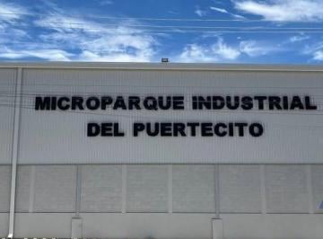 Nave industrial · 724m² · 3 Estacionamientos · Nave Industrial en Renta en Viñedos San Marcos