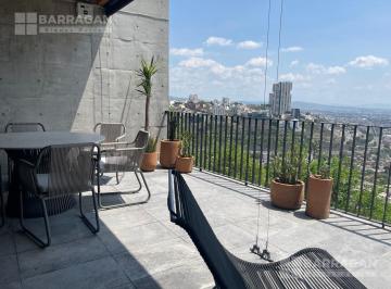 Departamento · 197m² · 1 Recámara · Departamento en Renta en Mirador del Campanario. ¡Con La Mejor Vista a Querétaro!