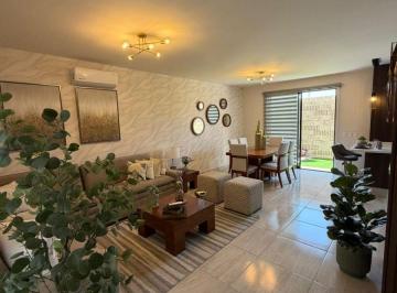 Casa de 3 habitaciones, Querétaro · Casa en Venta en Lomas del Marques