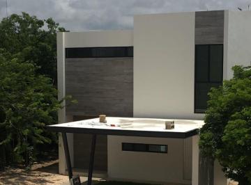 Casa · 3 Recámaras · 2 Estacionamientos · Casa en Renta en Fraccionamiento Aqua Residencial, Cancun, Quintana Roo