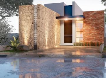 Casa en condominio de 3 habitaciones, Colima · En Colima Casi Terminada! 1 Planta, 3 Recamaras, Amplio Jardin