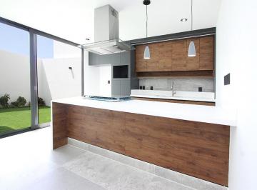 Casa · 207m² · 3 Recámaras · Casa en Venta en Privada Parque Real