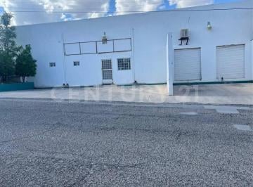 Bodega comercial · 281m² · 6 Estacionamientos · Bodega en Venta en Manuel Gonzáles Cossío, Col. Lagos, Chihuahua