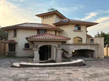 Casa de 4 habitaciones, Zapopan · Casa en Venta Coto Andalucia