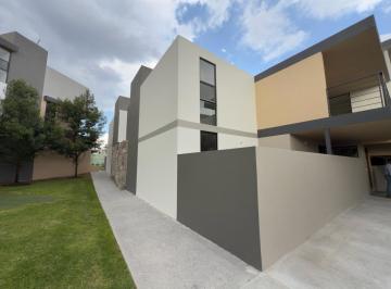 Departamento · 98m² · 2 Recámaras · 2 Estacionamientos · Departamento - Zákia