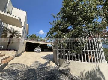 Casa · 674m² · 3 Recámaras · 5 Estacionamientos · Casa en Venta en Monterrey