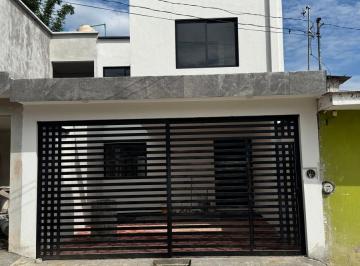 Casa de 3 habitaciones, Mariano Escobedo · Casas en Venta Col 21 de Octubre