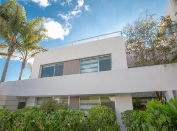 Casa en condominio de 3 habitaciones, San Andrés Cholula · Casa en Esquina en Venta en Lomas de Angelópolis