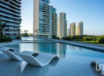 Departamento · 112m² · 2 Recámaras · 2 Estacionamientos · Departamento 2 Recamaras en Venta en Zona de Puerto Cancun
